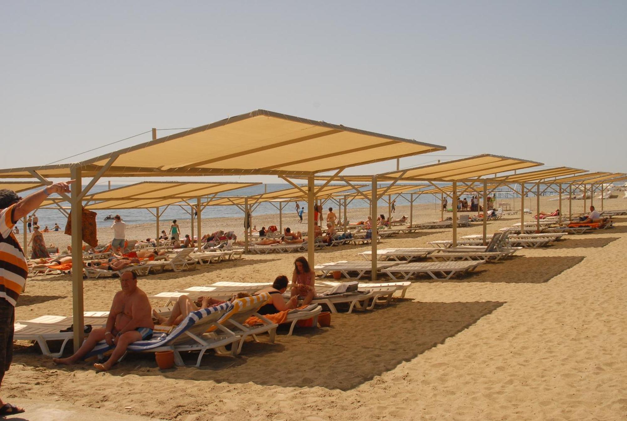 Club Turtas Beach Konaklı Esterno foto
